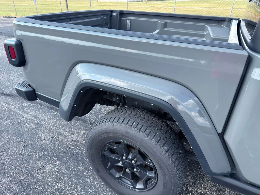 Used 2022 Gray Jeep Willys image 10