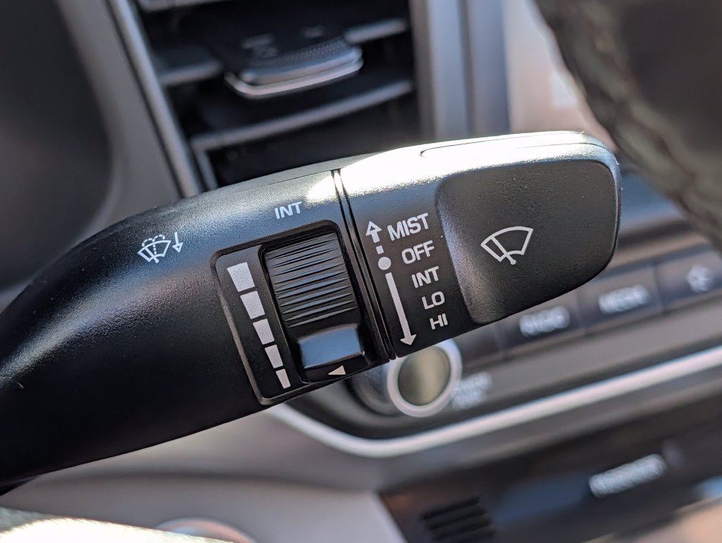 Used 2020 Red Hyundai Value Edition image 27