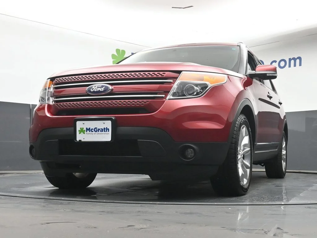 Used 2015 Red Ford Limited image 7