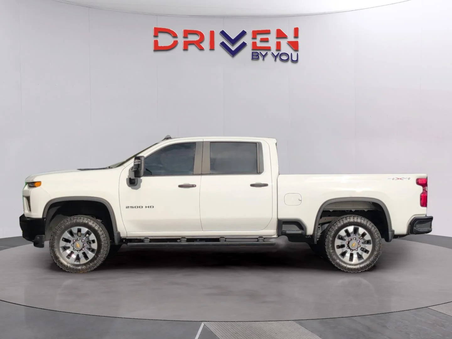 Used 2023 Summit White Chevrolet Custom image 2
