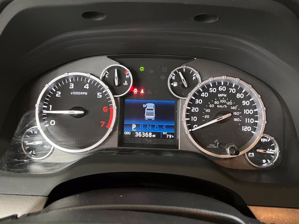 Used 2017 Super White Toyota SR5 image 19