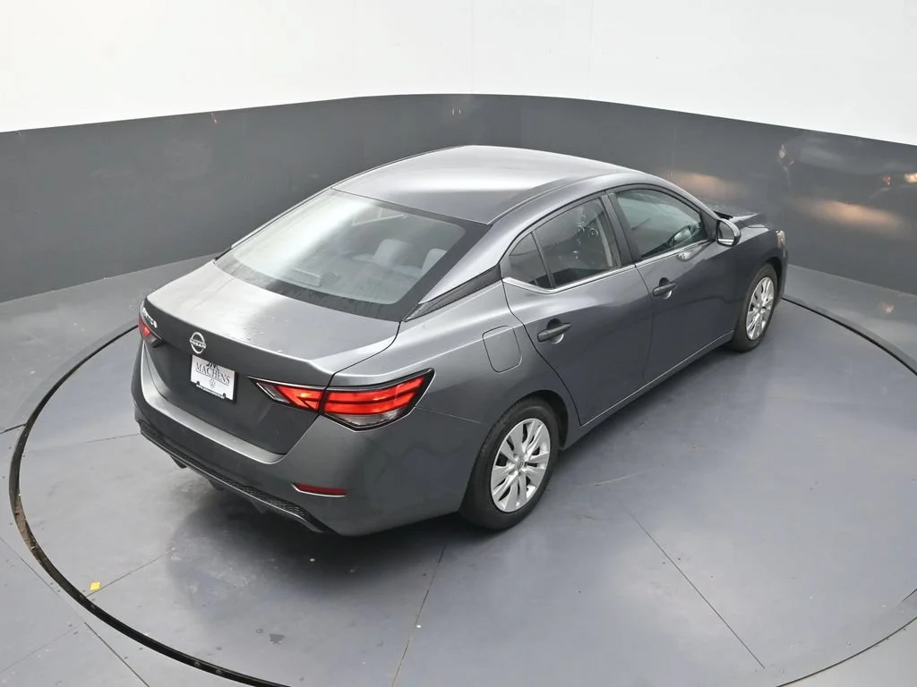 Used 2024 Gray Nissan S image 19