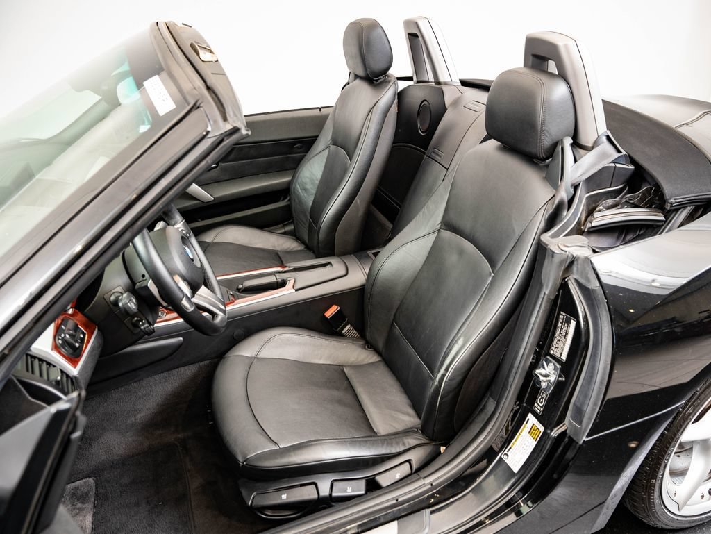 Used 2006 Jet Black BMW 3.0si image 38