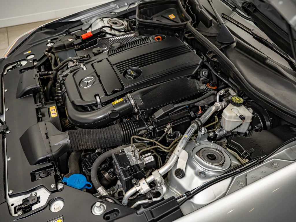 Used 2013 Silver Mercedes-Benz SLK 250 image 46