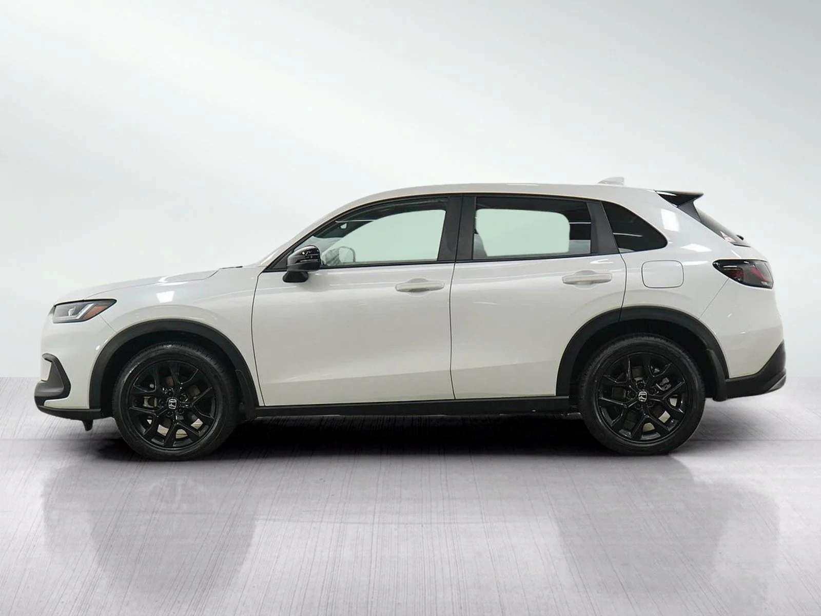Used 2024 Honda HR-V Sport with VIN 3CZRZ2H52RM717285 for sale in Burnsville, Minnesota