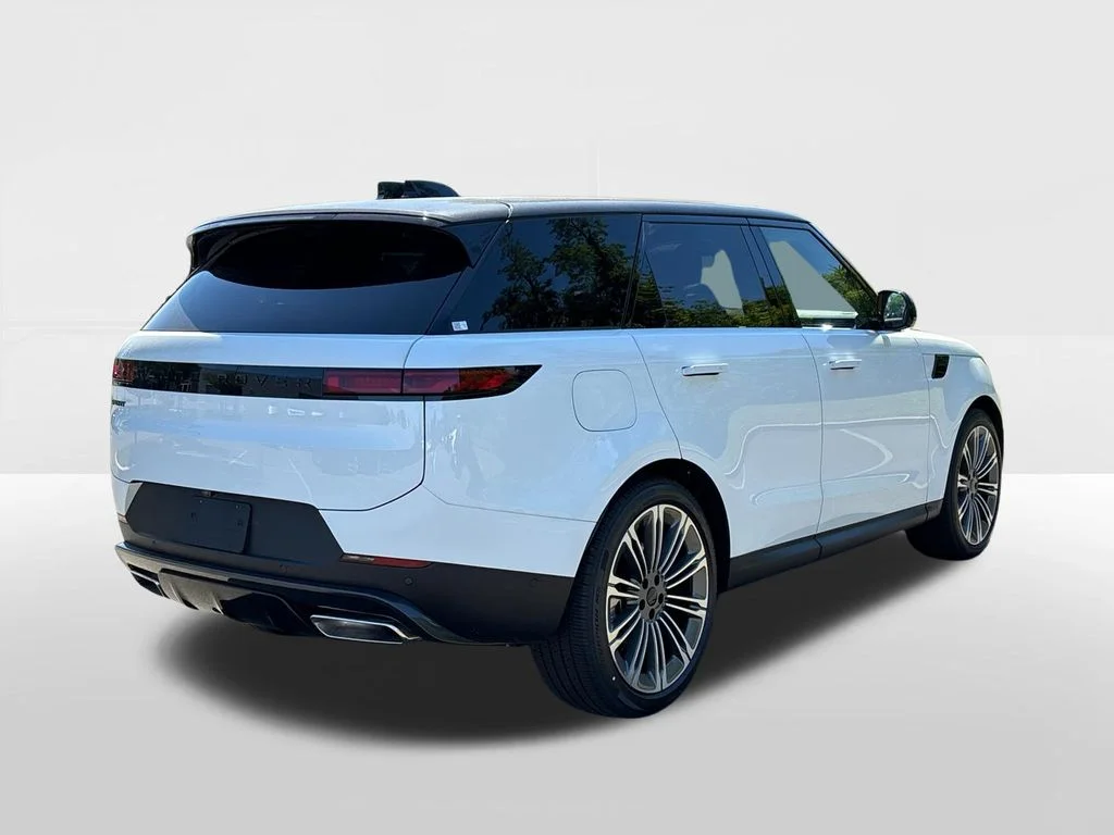 New 2026 Fuji White LAND ROVER SE image 4