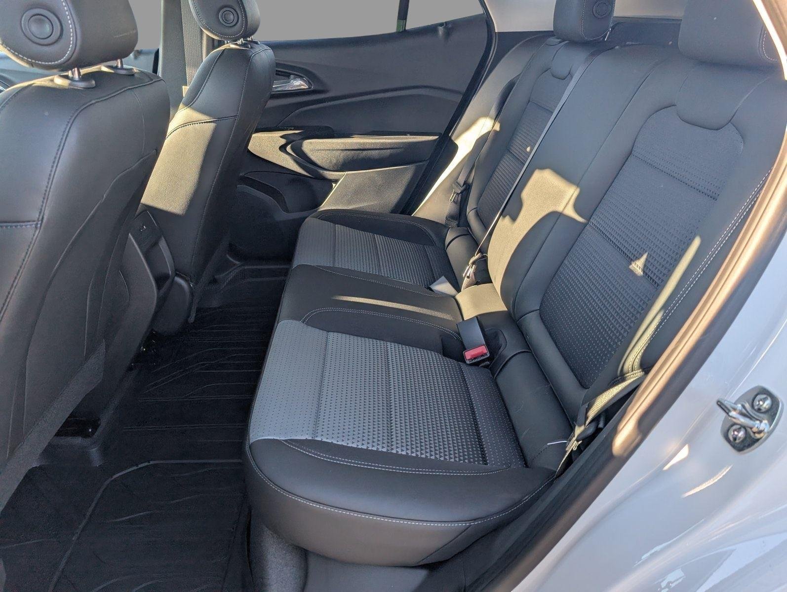 2026 Chevrolet Trax LT - Photo 31
