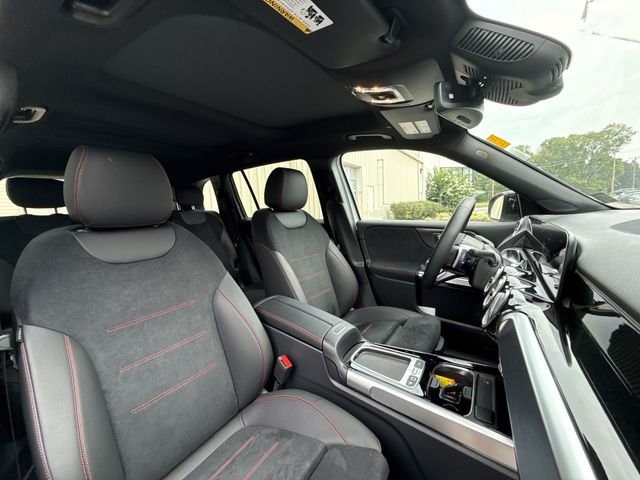 2025 Mercedes-Benz GLB Base - Photo 14
