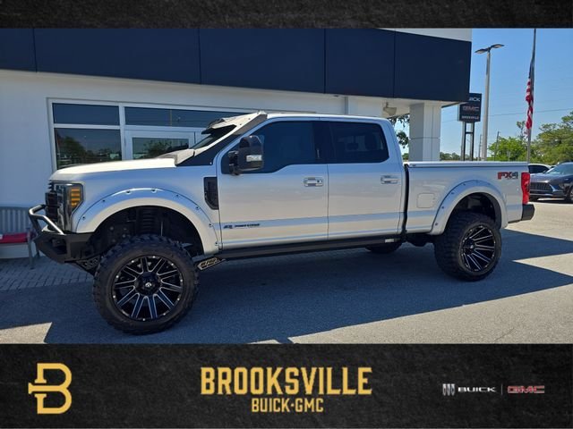 2019 Ford F-250 Lariat 4x4 Crew Cab 8' Box's photo
