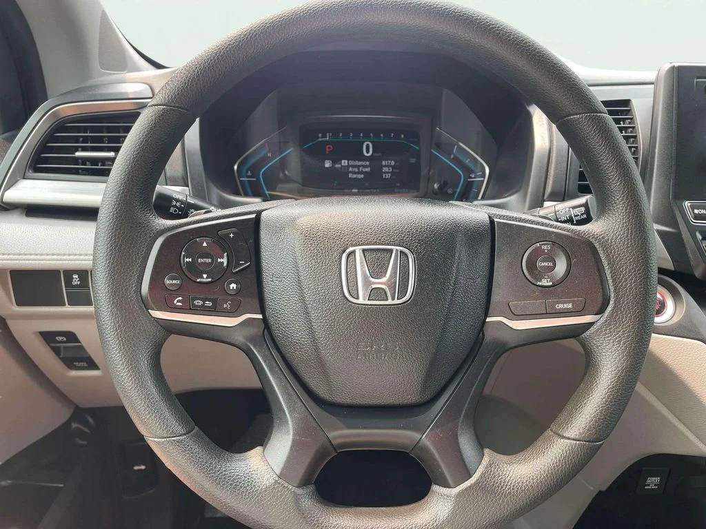 Used 2019 Modern Steel Metallic Honda LX image 17