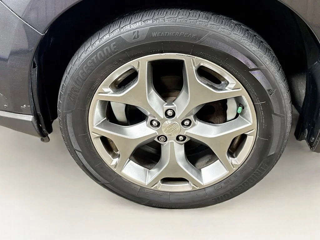 Used 2015 Gray Subaru 2.5i Touring image 40