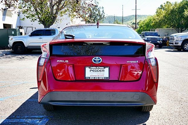 Used 2016 Red Toyota Two image 8