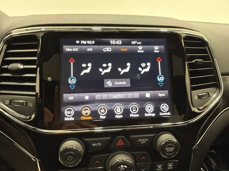 Used 2021 Black Jeep Limited image 31