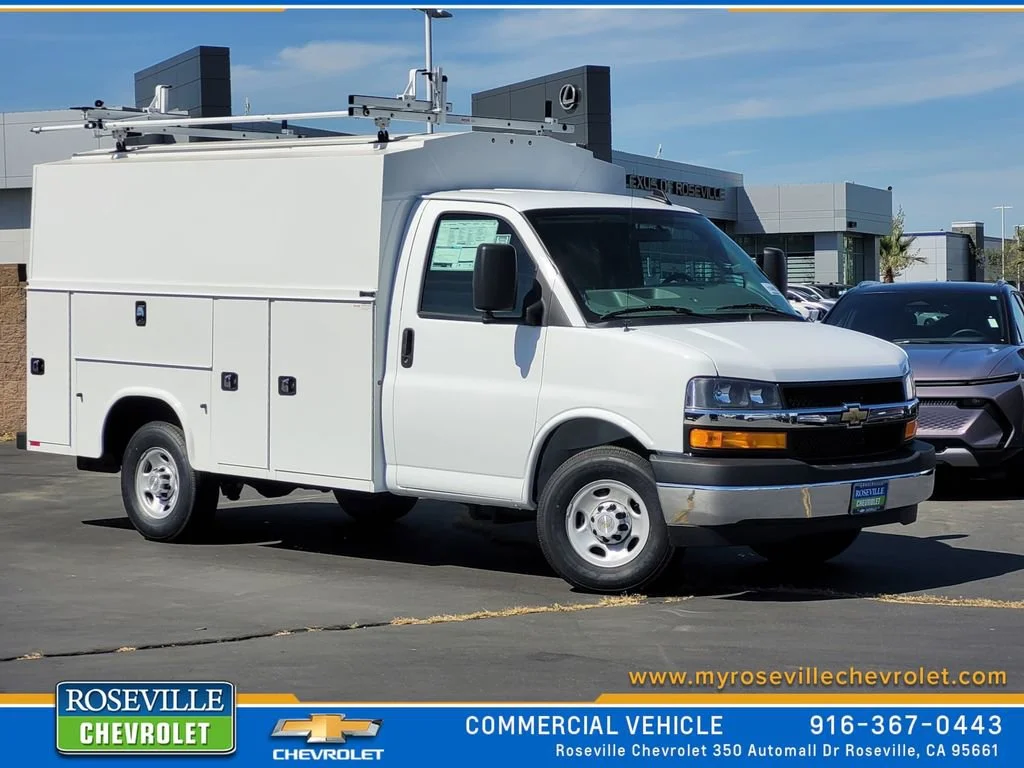 2026 Chevrolet Express 3500 139" WB's photo