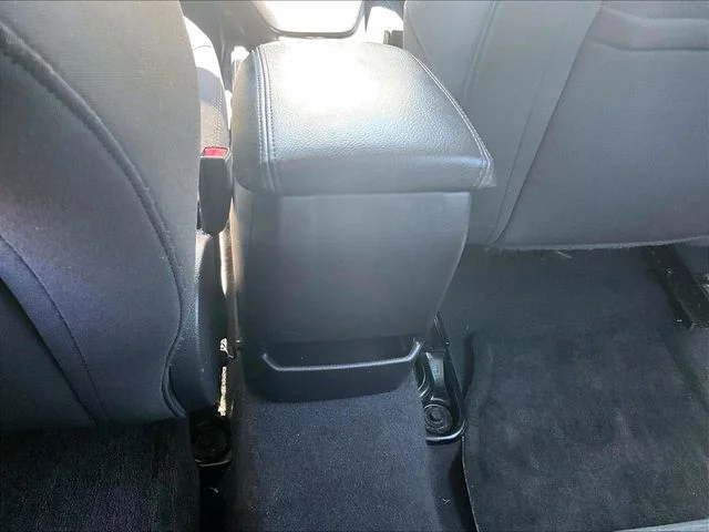 Used 2015 Red Ford SE image 28