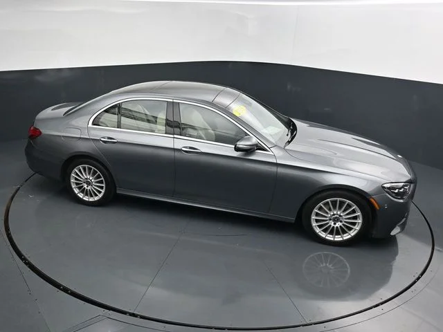 Used 2023  Mercedes-Benz E 350 image 23