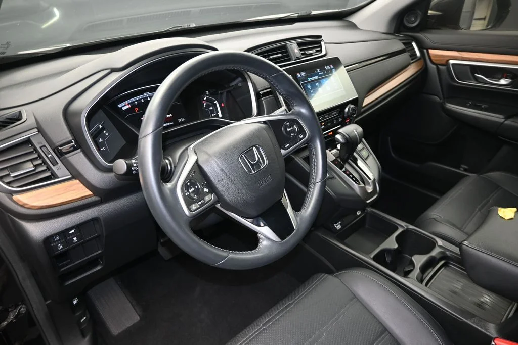Used 2020 Crystal Black Pearl Honda EX-L image 17