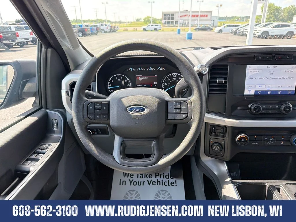 Used 2021 Black Ford XLT image 13