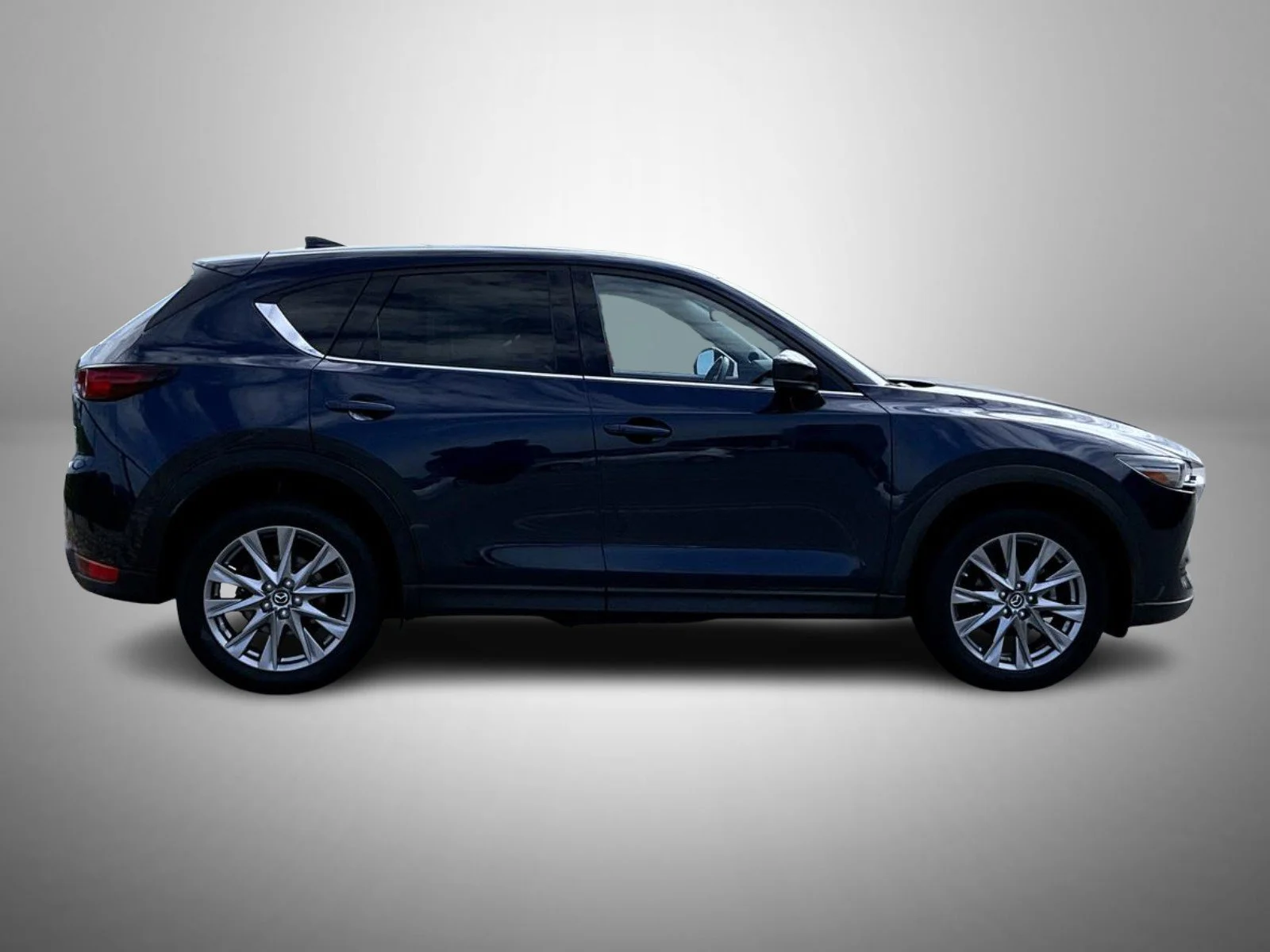 Used 2020 Blue Mazda Grand Touring image 4