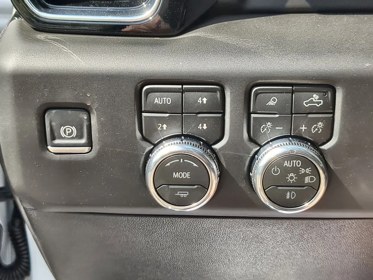 New 2026 Summit White GMC Denali image 18