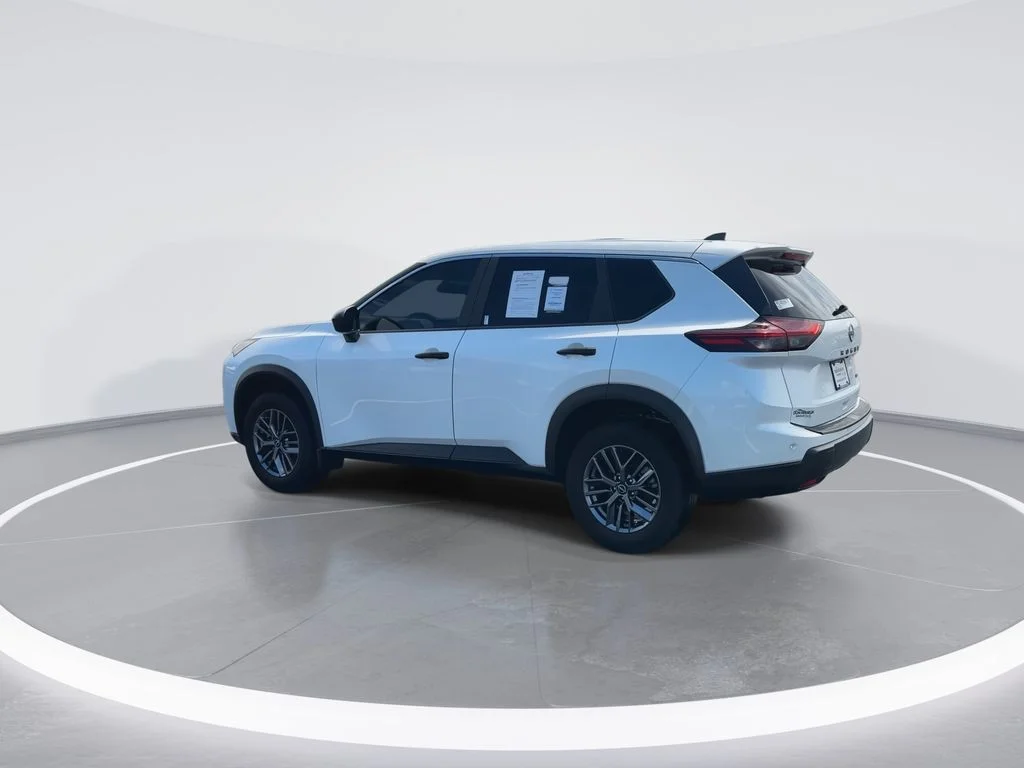 Used 2024 White Nissan S image 6