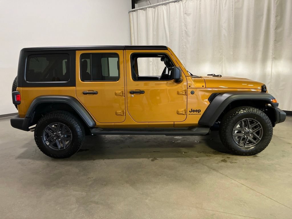 New 2026 Goldilocks Exterior Paint Jeep Sport S image 26