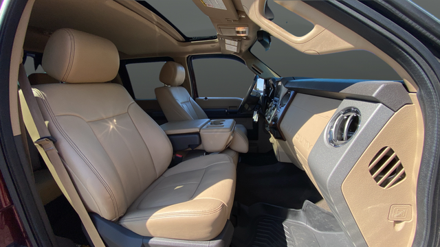 Used 2016 Caribou Metallic Ford Lariat image 25