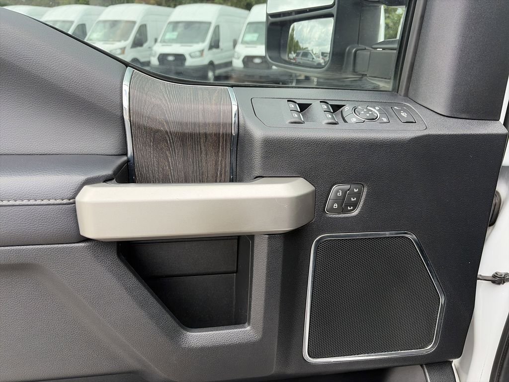 Certified Used 2020 Oxford White Ford Lariat image 18