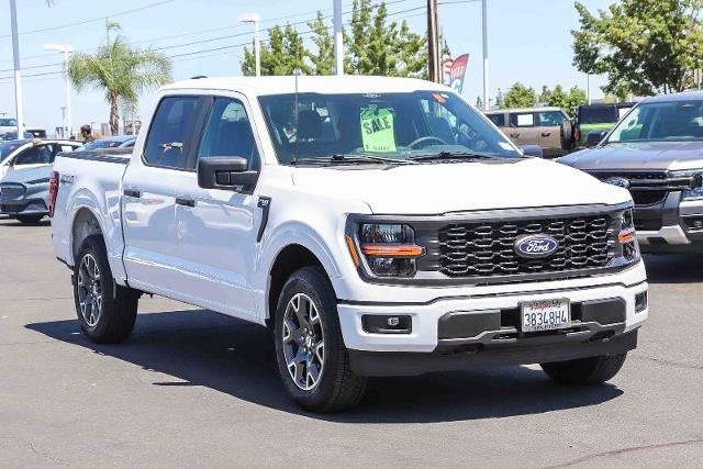 Certified Used 2025 Oxford White Ford  image 3