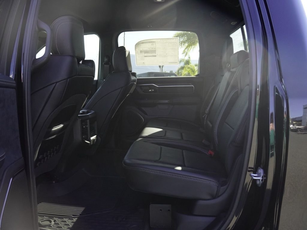 New 2026 Diamond Black Crystal Pearl-Coat Exterior Paint RAM RHO image 20