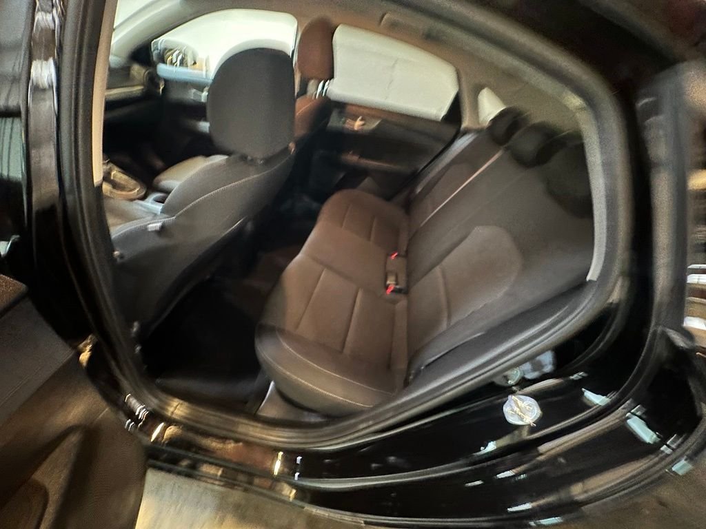 Used 2021 Black Kia LXS image 21