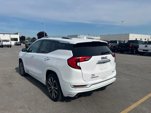 Used 2018 White GMC Denali image 6