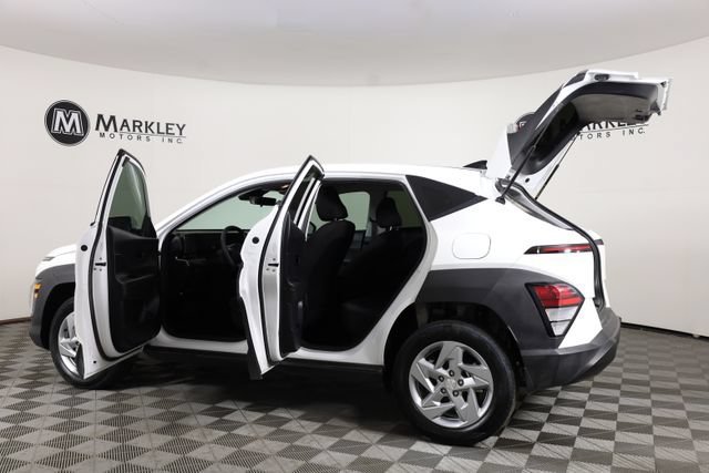 Used 2026 White Hyundai SE image 11