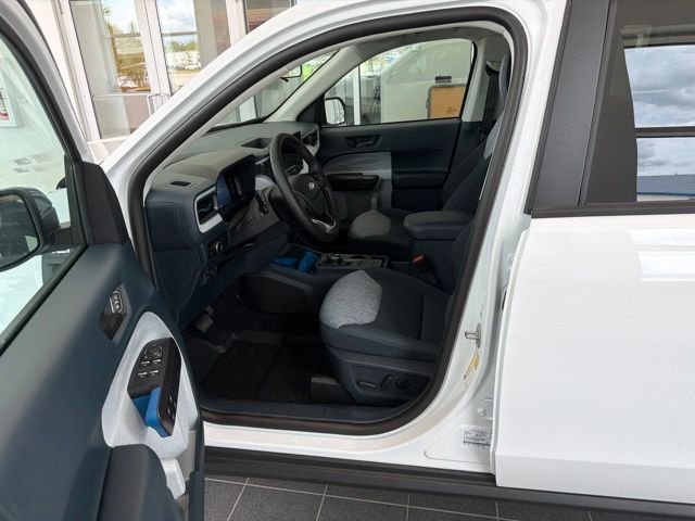New 2026 Oxford White Ford XLT image 14