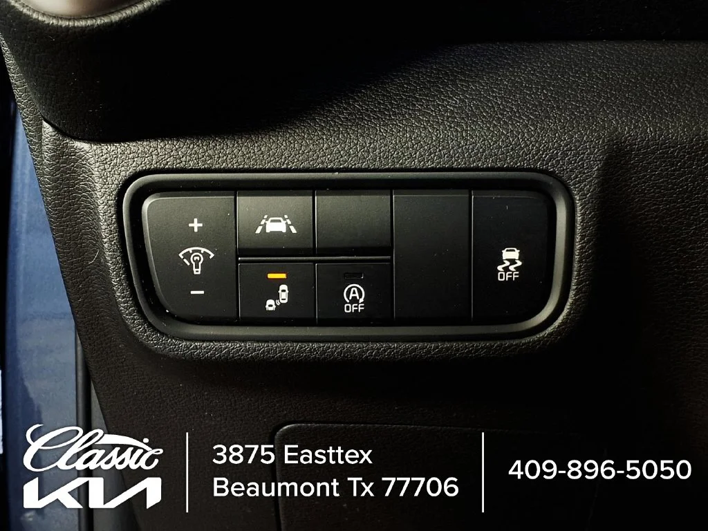 Certified Used 2021 Gray Kia GT-Line image 18