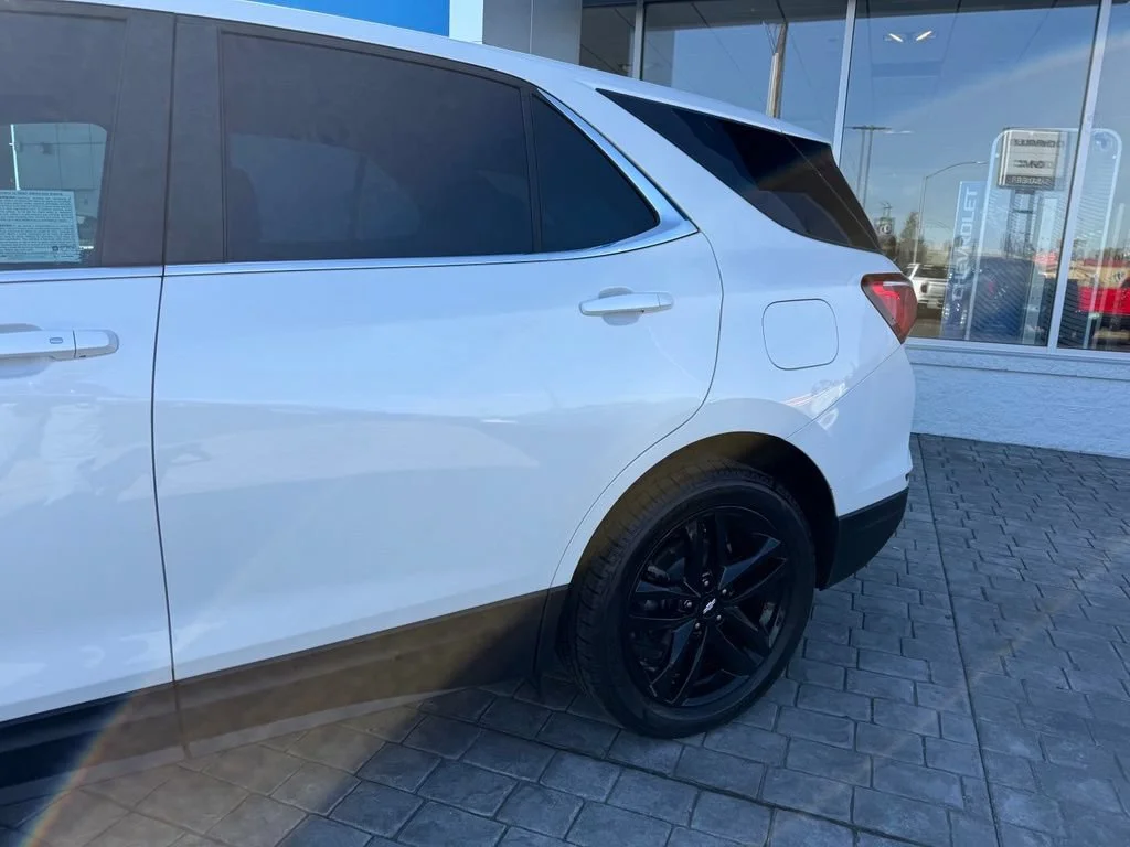 Used 2021 IRIDESCENT PEARL TRICOAT Chevrolet LT image 6
