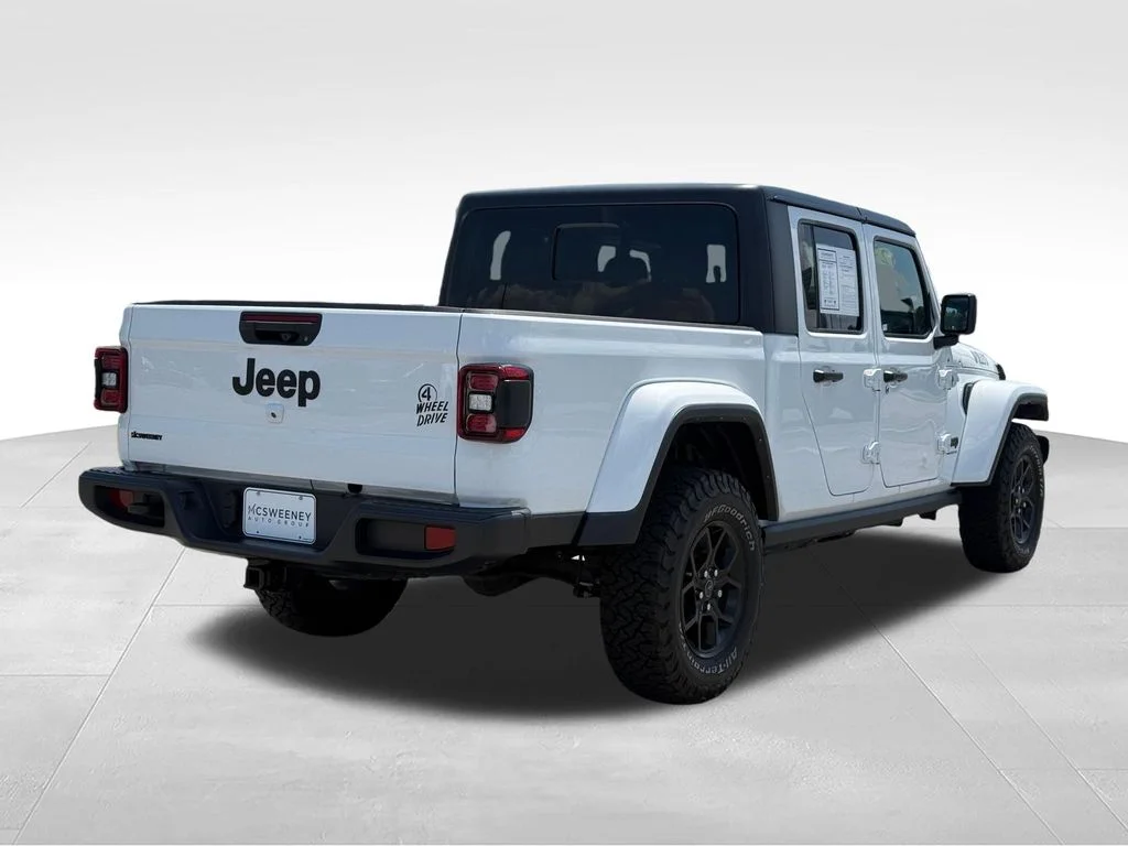Used 2024 White Jeep Willys image 28