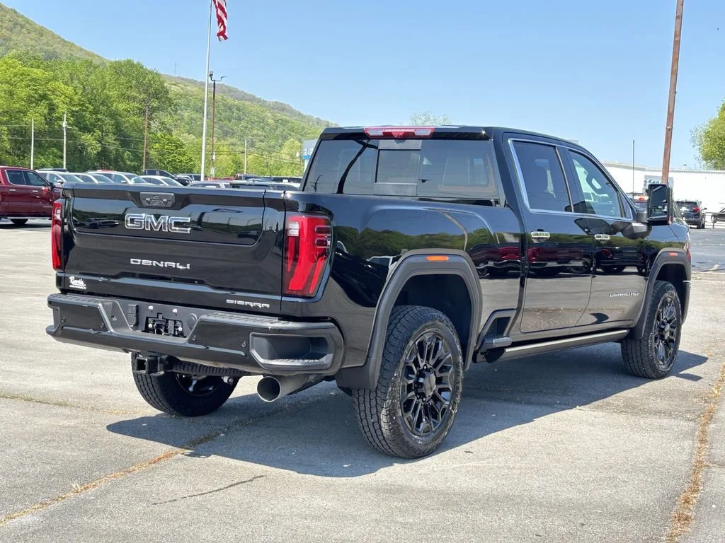 New 2026 Onyx Black GMC Denali Ultimate image 8