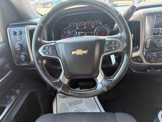 Used 2016 Silver Ice Metallic Chevrolet LT image 23