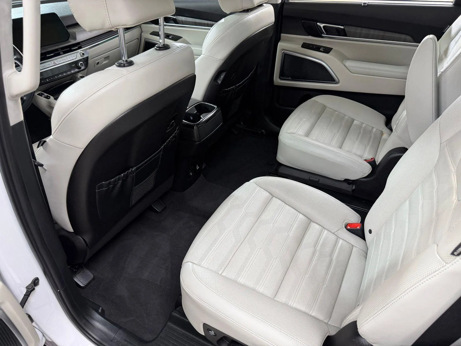 Used 2023 Glacial White Pearl Kia SX-Prestige image 41