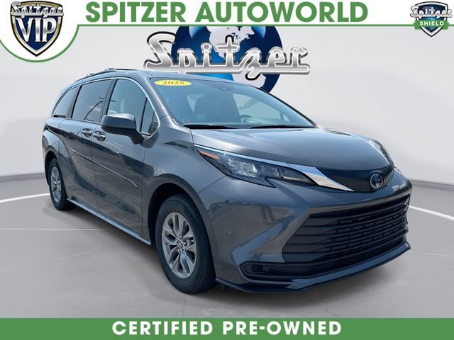 Used 2025  Toyota LE image 1