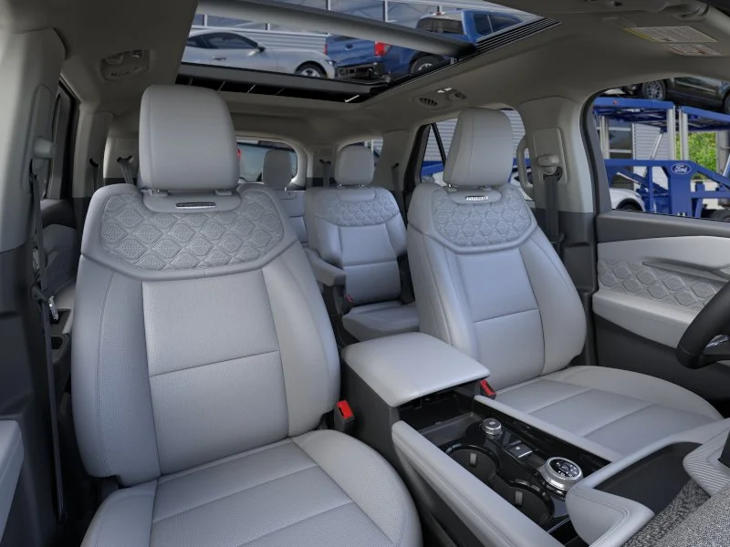 New 2026 Space White Metallic Ford Platinum™ image 10