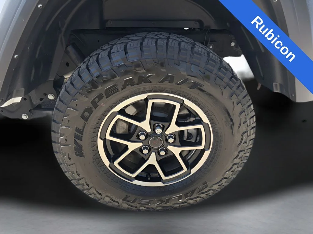 Used 2024 White Jeep Rubicon image 33