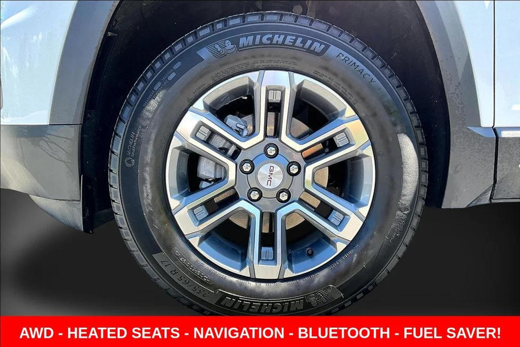 Used 2026 White GMC Elevation image 32
