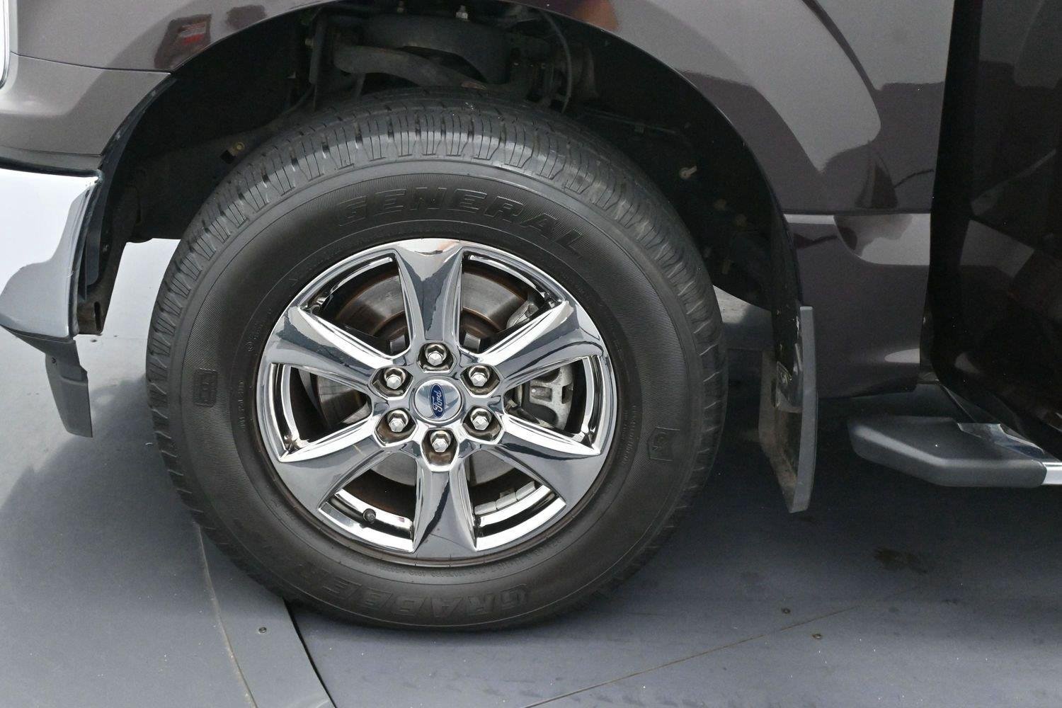 Used 2020 Magma Red Ford XLT image 41