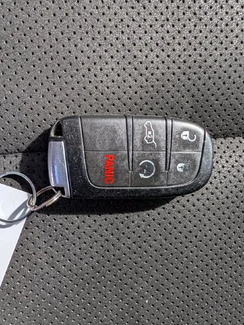 Used 2021 Black Jeep Laredo X image 29