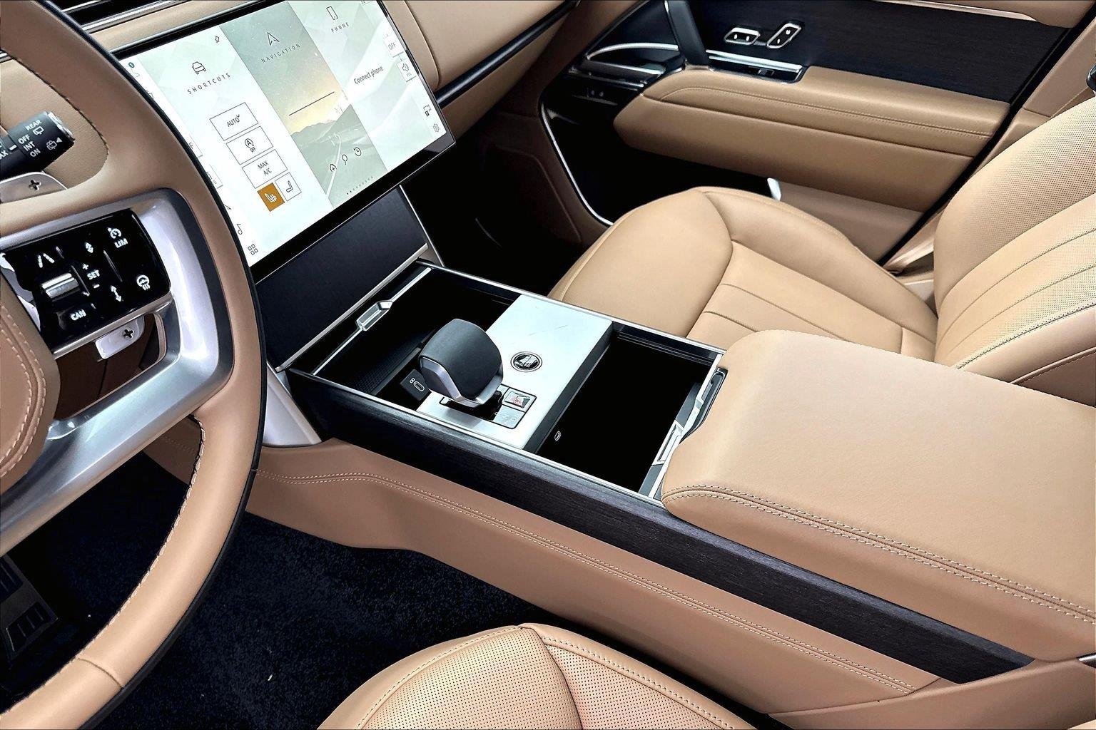 New 2026  Land Rover SE image 23