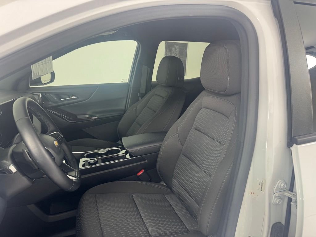 Used 2026 White Chevrolet LT image 3