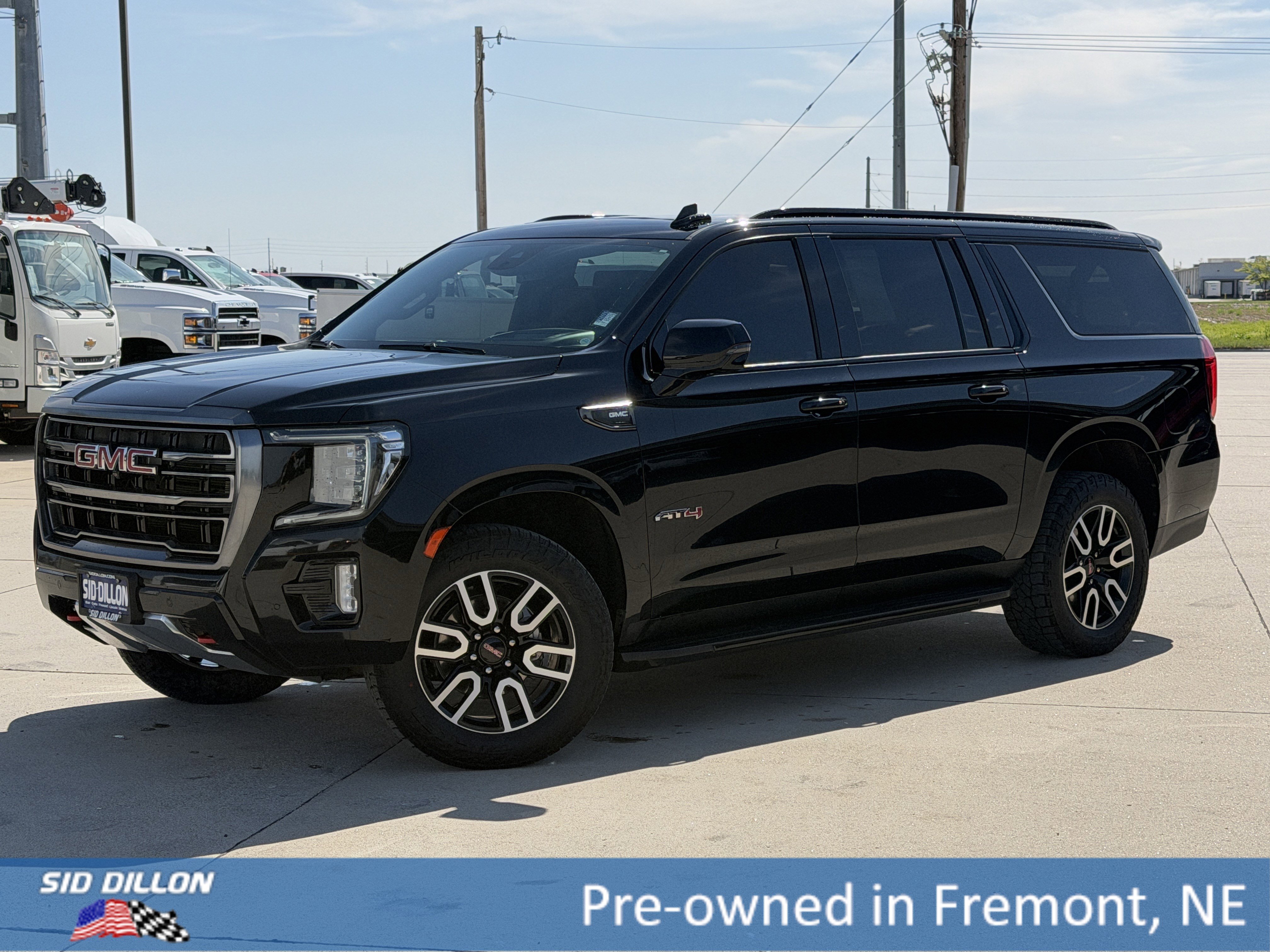2023 GMC Yukon 4WD AT4's photo
