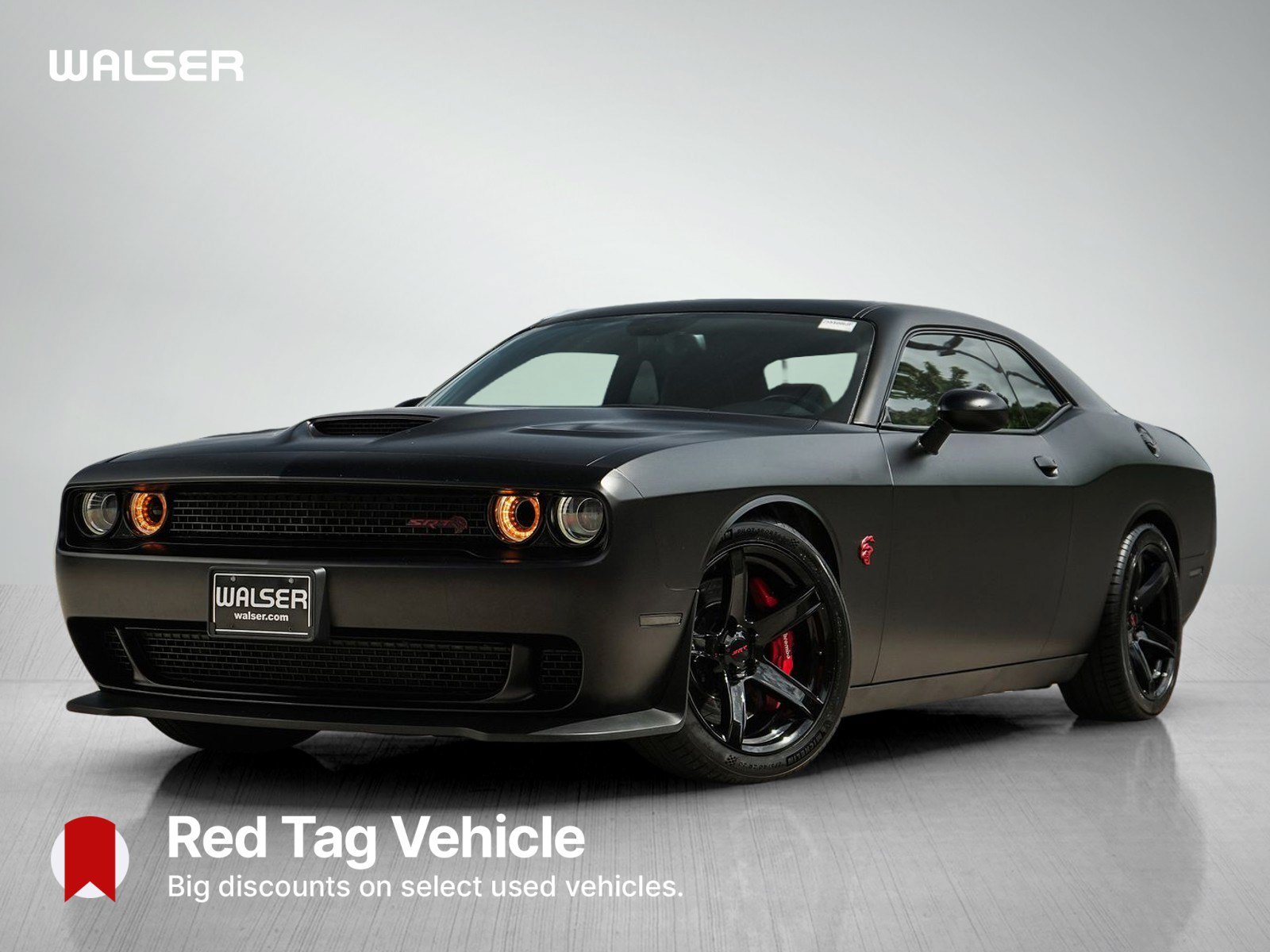 Used 2015 Phantom Black Tri-Coat Pearl Dodge SRT Hellcat image 1